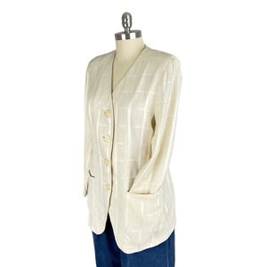 S-M 80s Cream Fitted Long Blazer, Collarless Shoulder Pad Tailored Jacket, Spring Summer 1980s Clothes Women Vintage PETITE SOPHISTICATE image 5