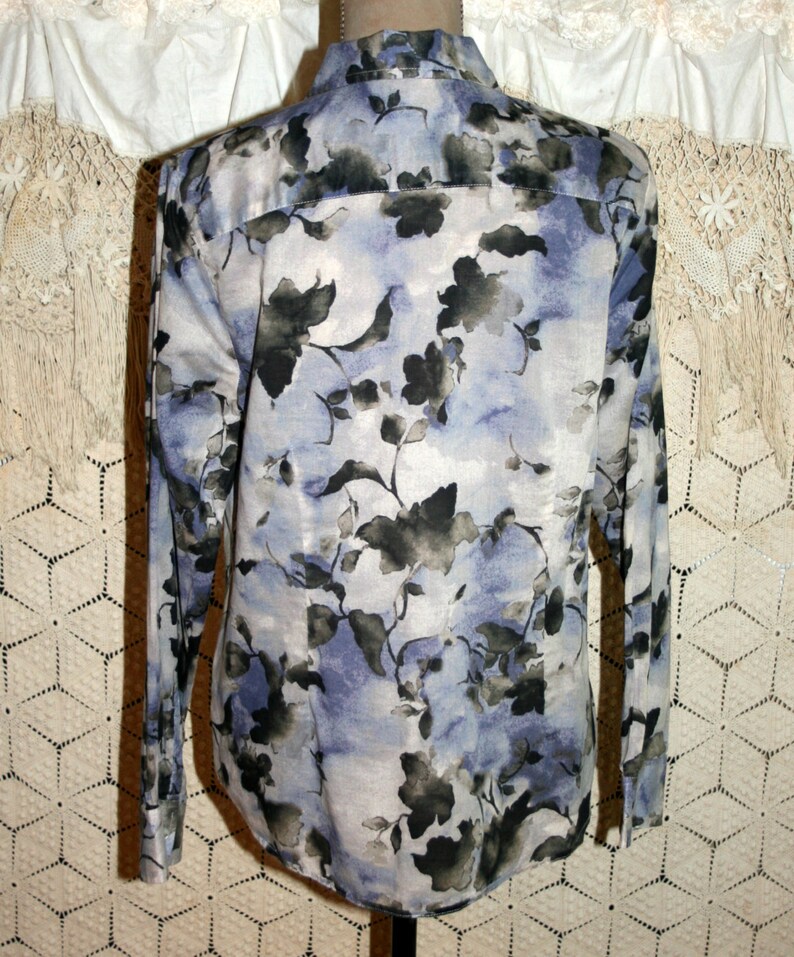 Long Sleeve Cotton Blouse Collared Button Up Shirt Women Medium Purple Gray Abstract Print Floral Top Coldwater Creek 90s Vintage Clothing