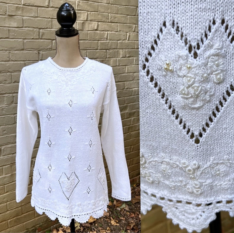 S 80s White Knit Sweater Small, Cotton Pointelle Pearl Beaded Embroidered Tunic Sweater, 1980s Clothes Women, Vintage Clothing Worthington image 2