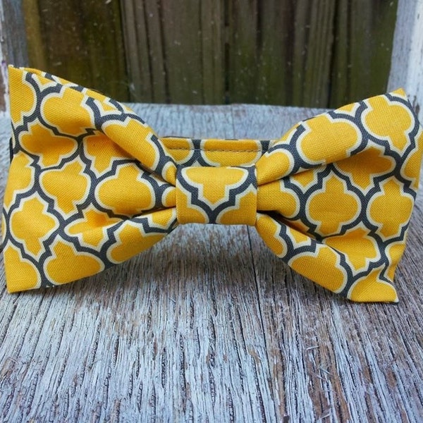 The Lattice Collar (vintage yellow)