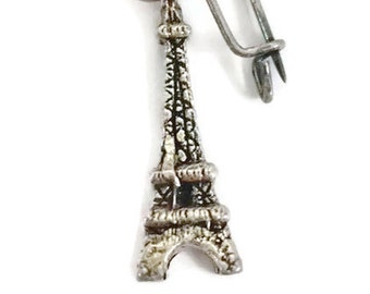 Breloques bracelet vintage, charmes tour Eiffel Ton Argent du Milieu du Siècle