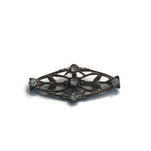 Broche des années 1920 ou 1930, broche en laiton et strass, bijoux fantaisie