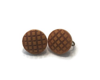 Butterscotch Carved Bakelite Earrings, Vintage 1940s Bakelite Button Earrings, Screw Back Earrings, Costume Jewelry