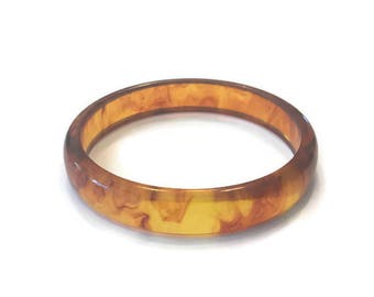 Iced Tea or Root Beer Bakelite Bangle, 1930s 1940s Bakelite Bracelet, Costume Jewelry