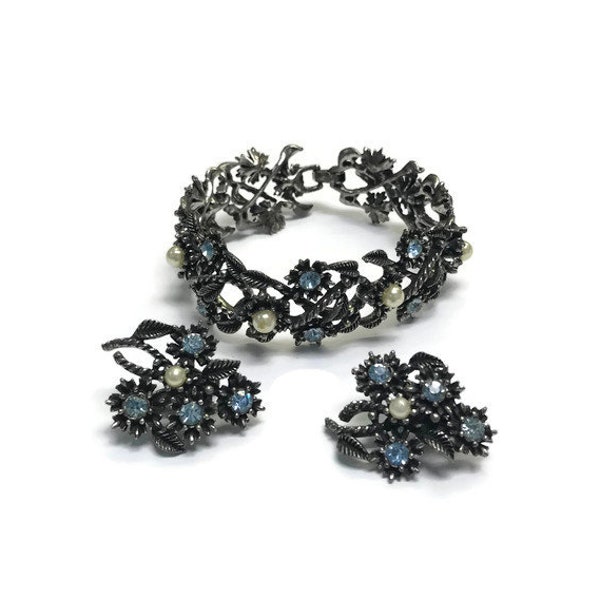 Signiert Coro-Schmuck-Set, silberfarbenes Armband und Ohrringe mit Faux Perlen und Strass, Modeschmuck, Demi-Parure