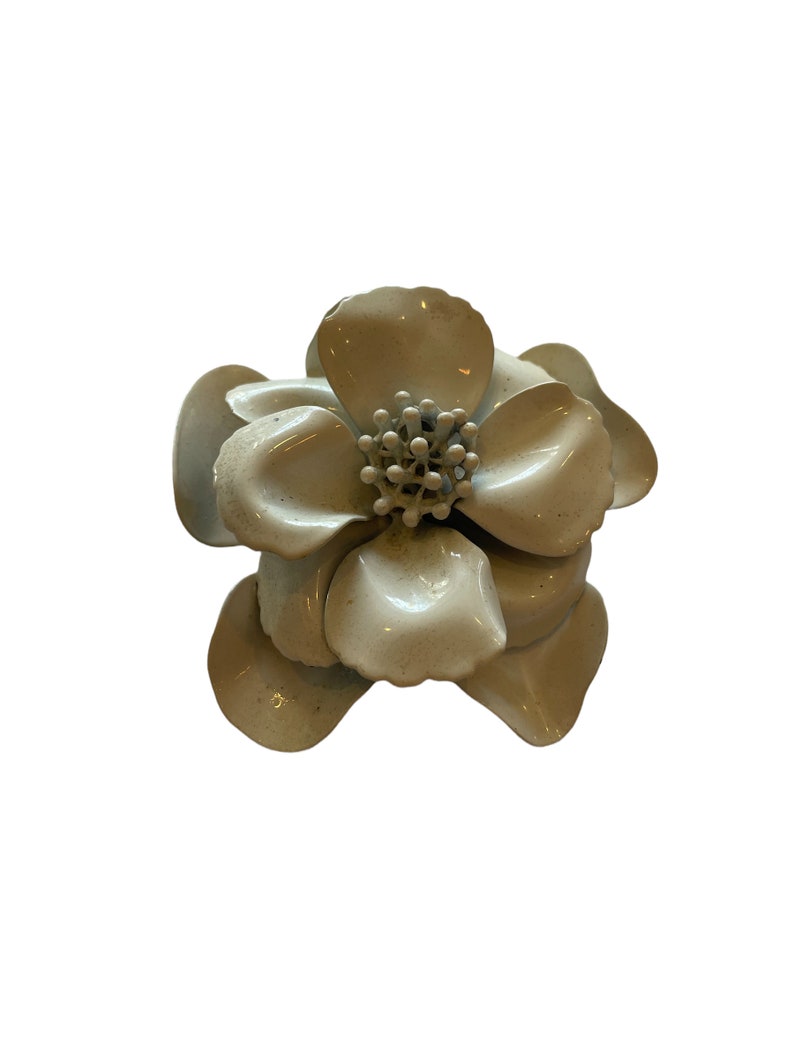 White Dogwood Brooch, Vintage 1960s Enamel Flower Pin, Mod Flower Power Jewelry, Costume Jewelry image 1