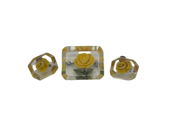 Reverse Carved Lucite Jewelry Set with Yellow Flo… - image 1