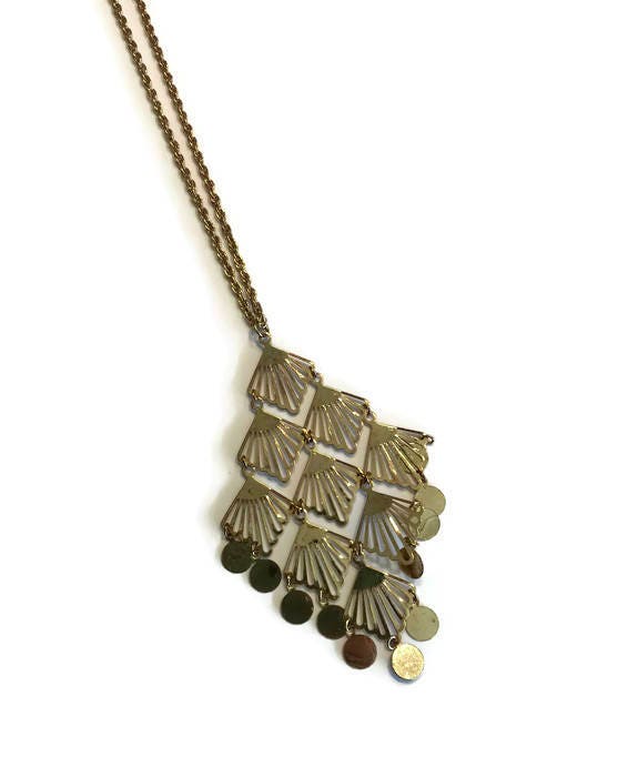 Vintage 1970s Necklace, Gold Tone Pendant Necklace, Metal