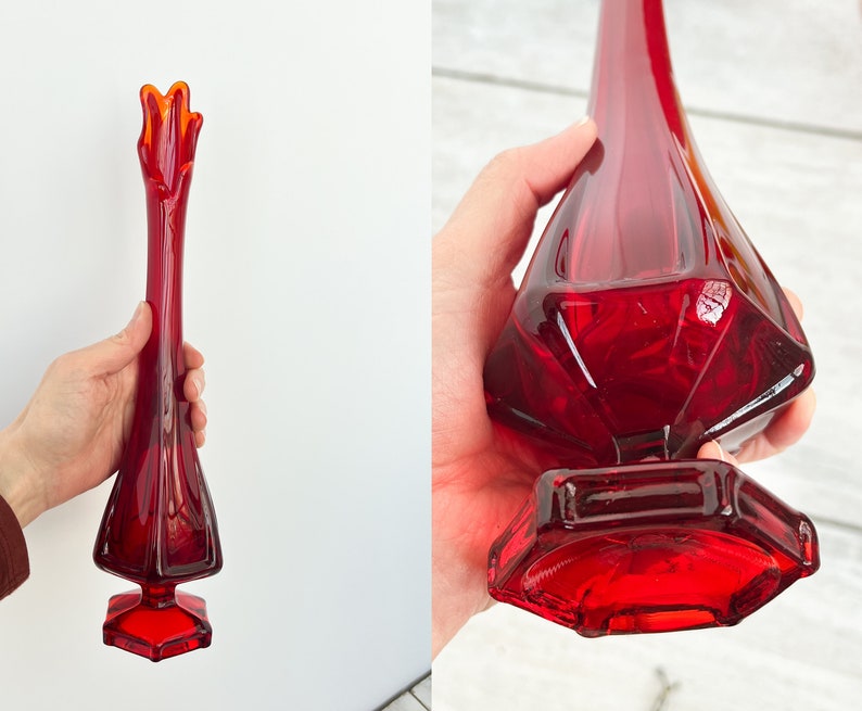 ONE Vintage Mid Century Swung Vase Vibrant Blown Glass Tall Narrow Vase MCM Slag Glass Vase Fenton Amberina Hobnail Viking L.E. Smith Darker Red Vase