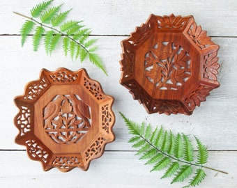 2 Vintage Carved Trinket Dishes - Wooden Key Bowl - Jewelry Trays - Catchall Dish - Bohemian Decor - Boho Wooden Bowl