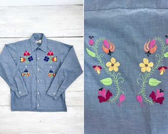 Vintage 70's Embroidered Chambray Shirt - Size M - Blue Cotton Shirt - 60's Button Up Dress Shirt with Colorful Floral Embroidery