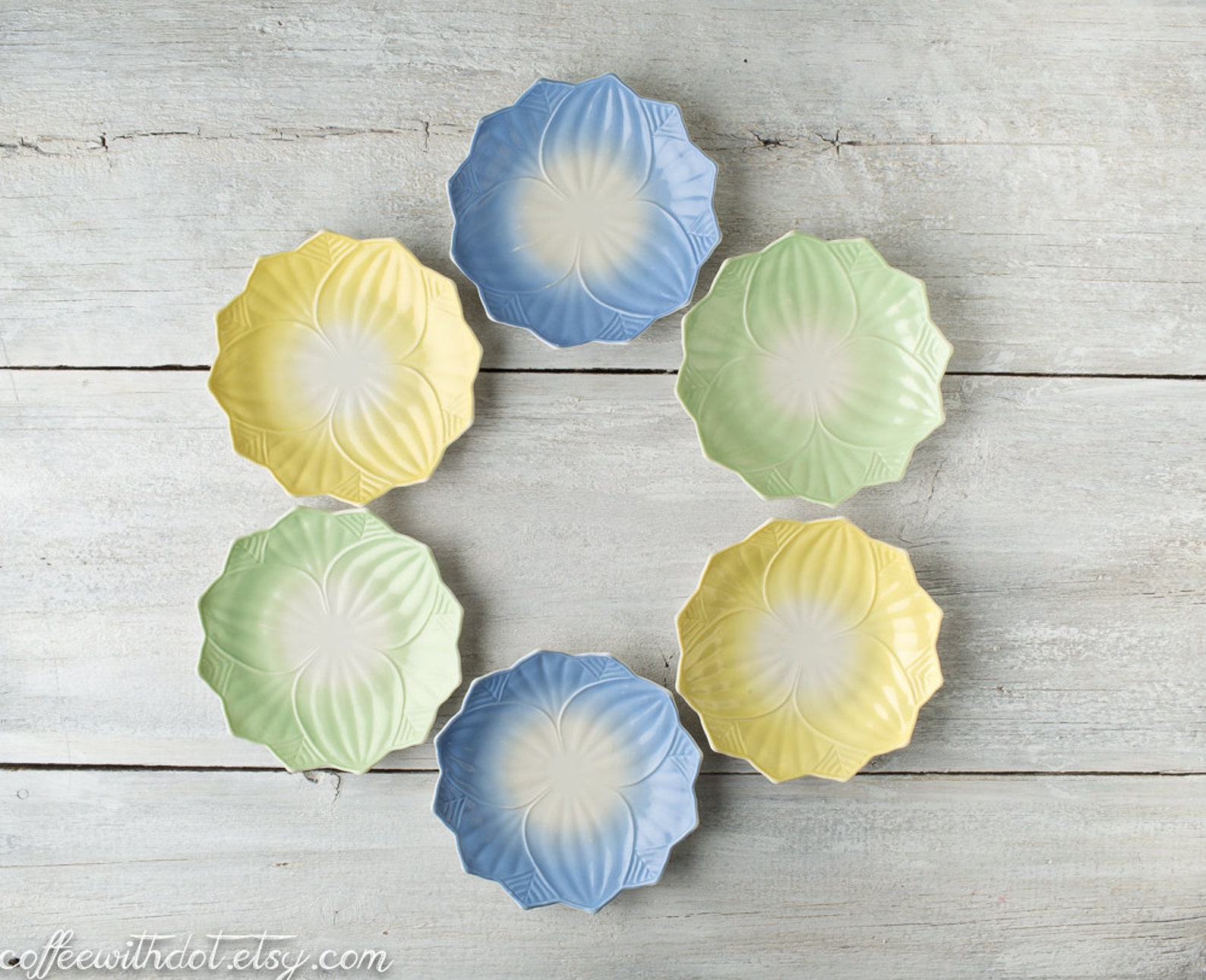 Set of 6 Vintage Plates Flower Shaped Plates Pastel Plates Etsy