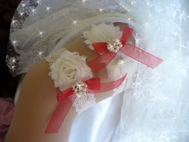 Red Wedding Garter Belts Wedding Accessories Keepsake Garter w Toss Bridal Lingerie Red Bridal Garter Vintage Style Wedding Garter Set