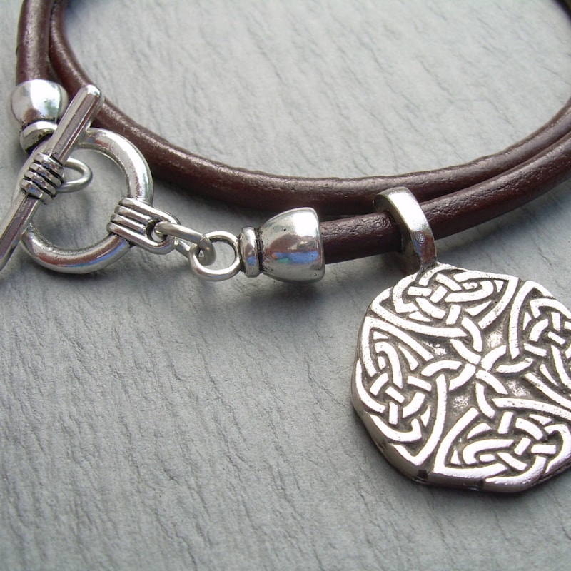 Viking Style Leather Necklace For Men & Women – HANA LIMA Brand, Unisex Jewelry
