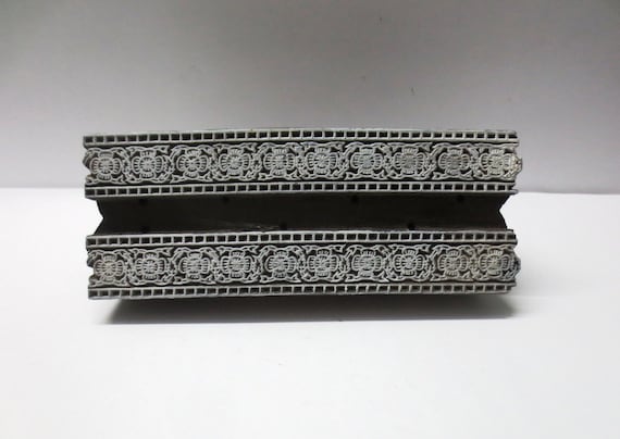 Vintage Indian wooden hand carved textile fabric tissu printer block / stamp fine floral carving twin design border pattern large