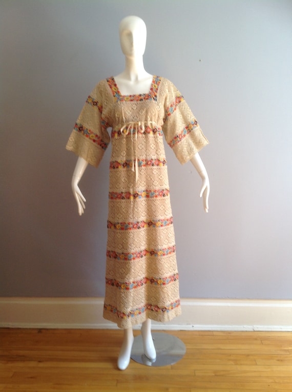 Vintage Mexican Lace Floral Embroidered Dress ~ B… - image 3