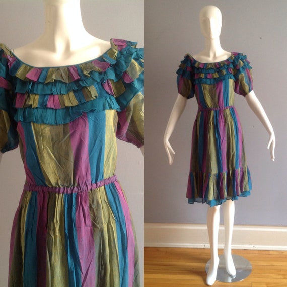 Vintage 70s Cotton Gauze Indian Dress ~ Made In I… - image 1