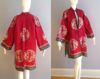 RARE Vintage Antique Silk Embroidered Chinese Robe - Handmade Floral and Gold Design Qing Dynasty Jacket - Kimono Sleeve Toggle Front Robe