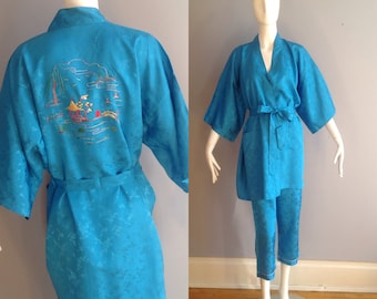 Vintage Asian Pajamas Robe Set ~ Hand Embroidered Kimono Top and Lounge Pants Ensemble ~ NOS Size M