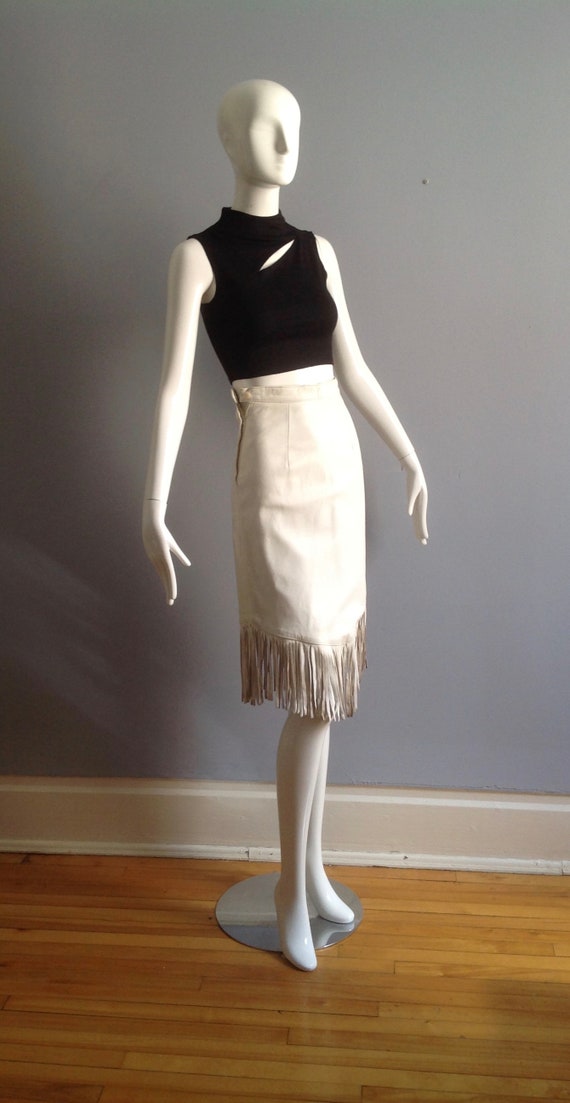 Vintage 1980s High Waisted White Leather Skirt Wi… - image 5