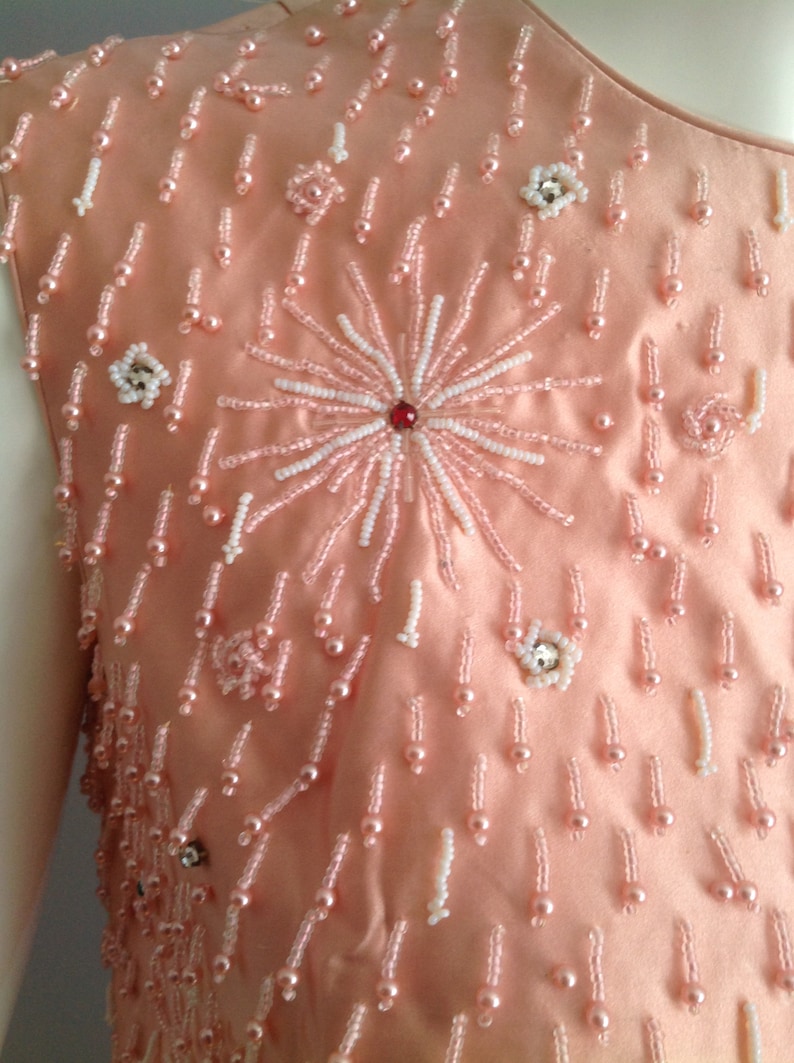 Vintage 1950s Raw Silk /& Sequin Sleeveless Tank ~ Made in Hong Kong Beaded Formal Shell Shirt ~ Retro Crop Top