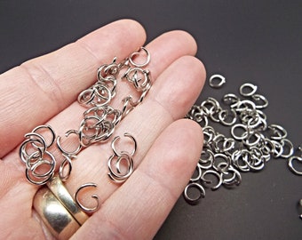 Stainless Steel Jump Rings 7mm and 8mm, Jewelry Findings, Pack of 100, 18 and 20 Gauge Jump Rings, Steel Findings, UK Shop