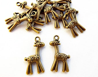 10 Bronze Giraffe Charms, 30mm Giraffe Pendants, Bronze Tone Metal Giraffe, Animal Jewelry Charms, Wildlife Jewelry Pendant, UK Supply