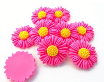 20 Dark Pink Daisy Cabochons, Flatback Fuchsia & Yellow Flowers, 28mm Resin Cabs, Floral Decoration Accessories for Mixed Media, UK Shop