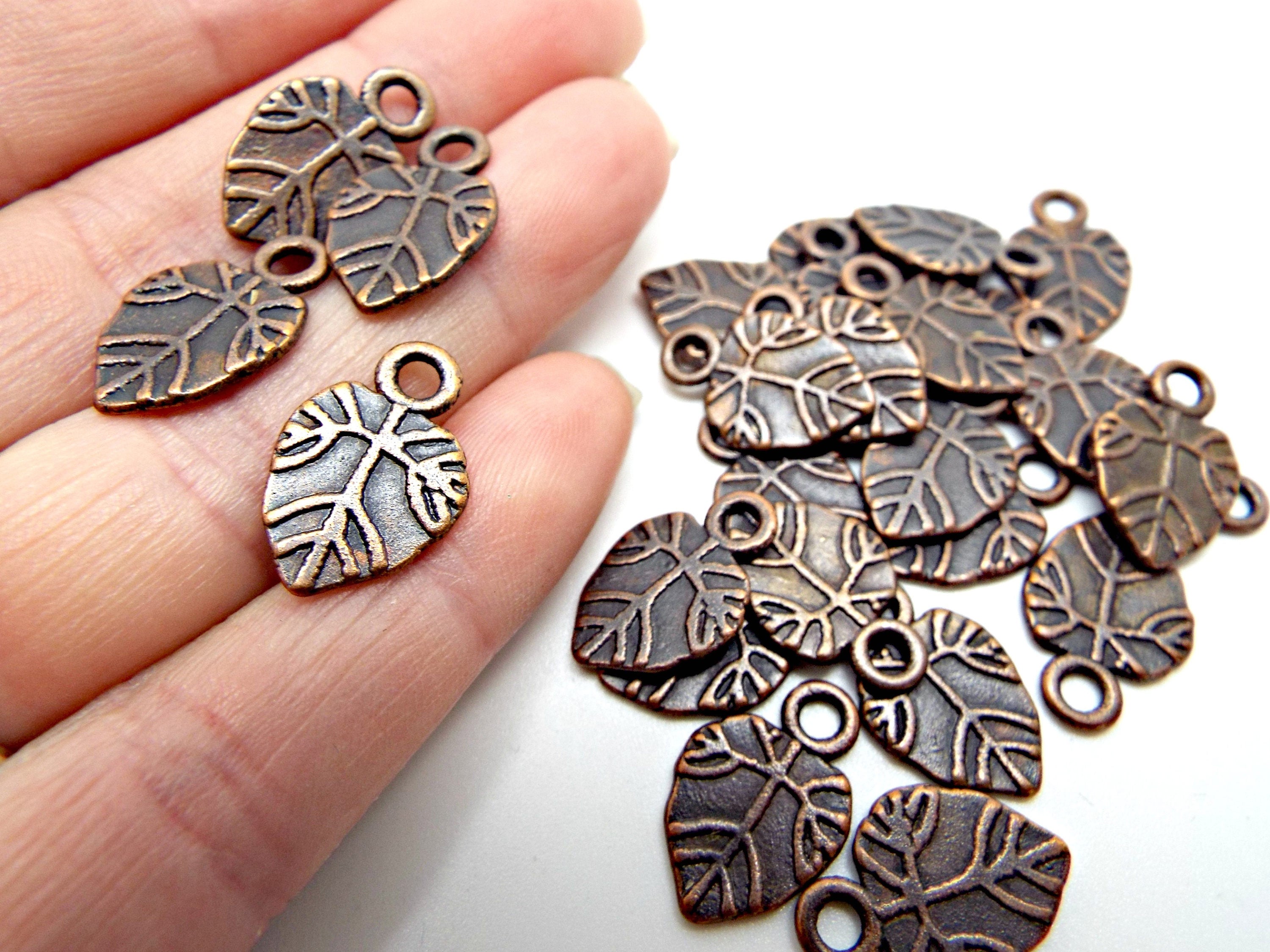 20 Leaf Charms Antique Copper Charm Leaf Pendant 18mm