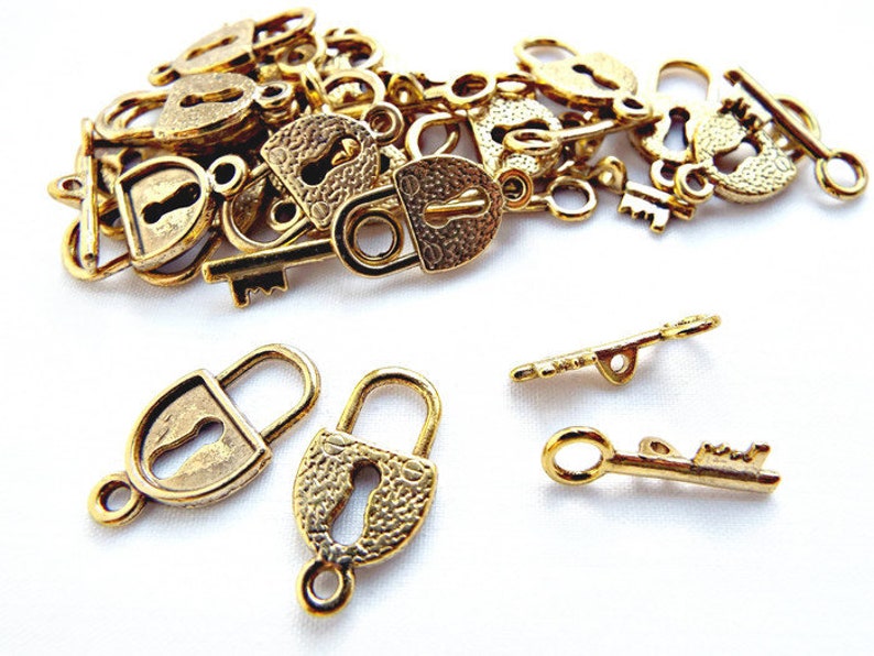 locket clasp