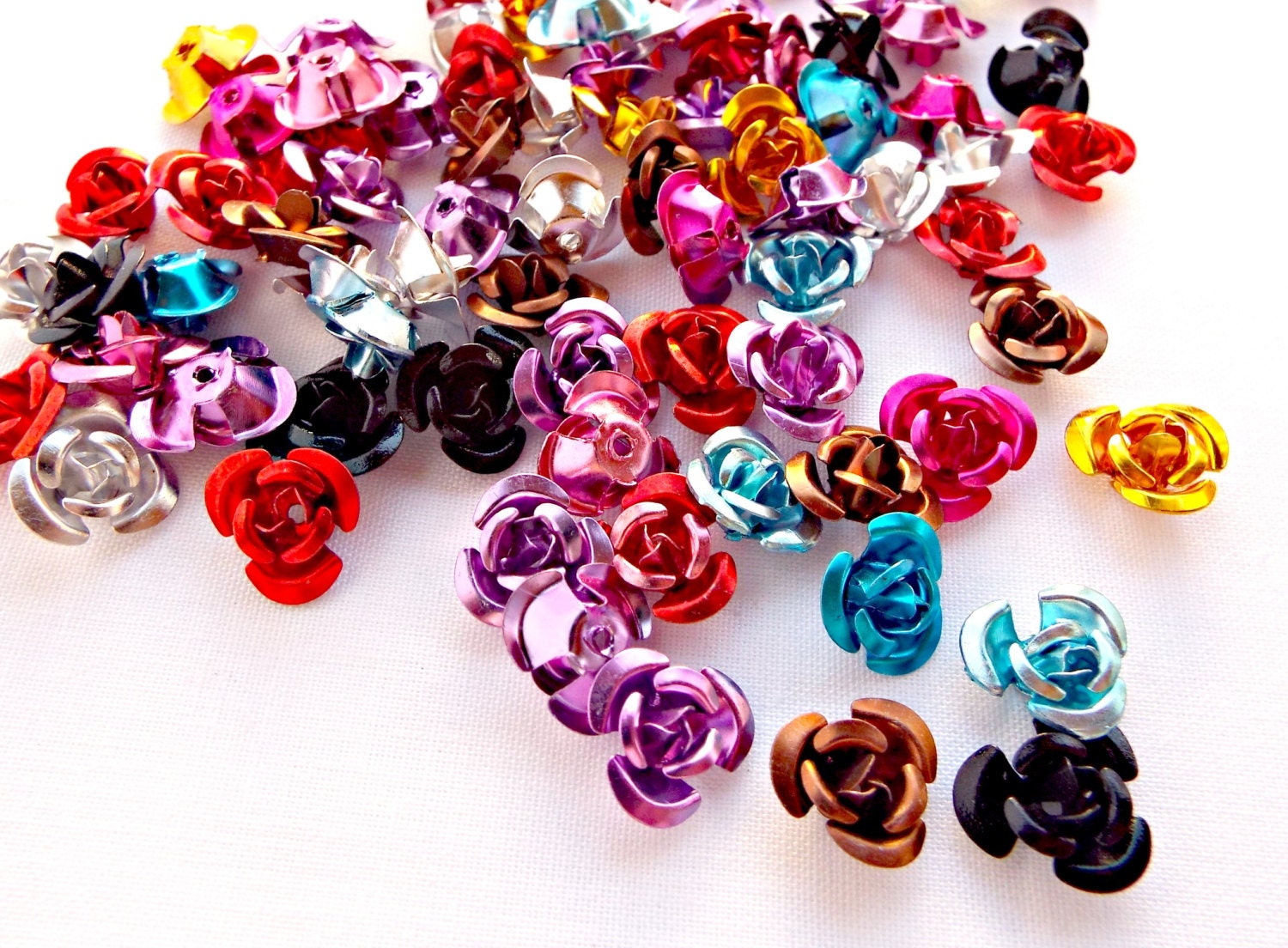 aluminum rose beads