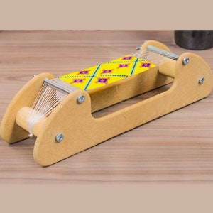 Wooden Bead Loom Kit, Beginners Bead Weaving Kit, Includes Seed Beads, Thread, Needles for Jewellery Crafting, UK Supplies