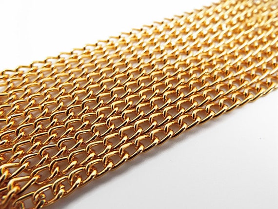 colored aluminum chain