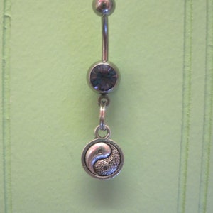 Bauchnabel Ring - Körper Schmuck - Yin Yang mit Licht Lila Edelstein Bauchnabel Ring