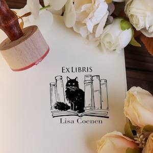 De la bibliothèque de timbres| tampon livre | carnet de timbres|ex libris | cadeau pour amoureux des livres | cadeau d'anniversaire personnalisé | Cadeau fête des mères