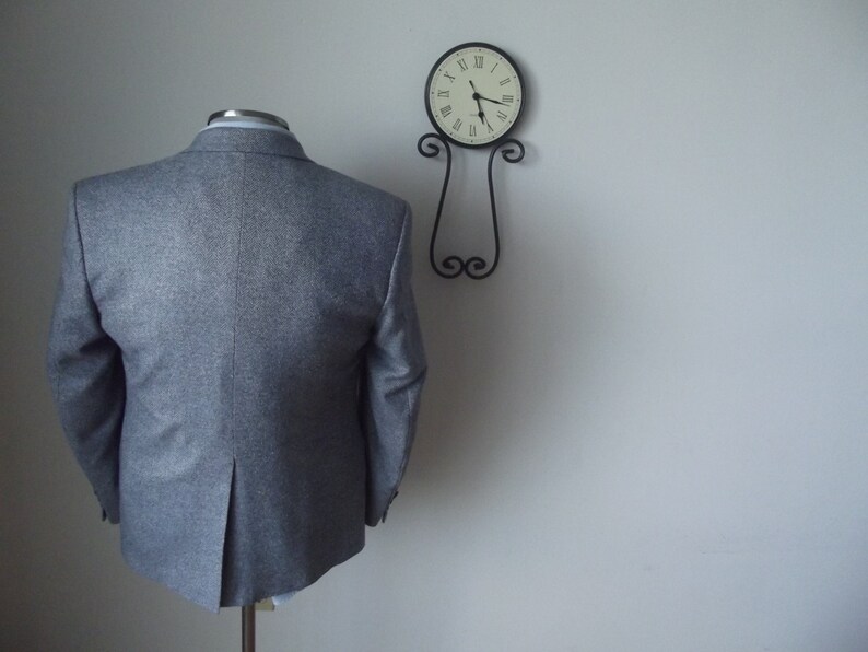 1980s Gardiner Tweed Suit Jacket Vintage Gray and Powder Blue Herringbone Blazer Sport Coat Size 40 Medium Med M