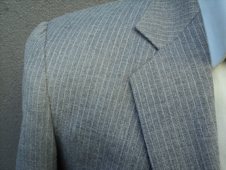 1960s Pinstripe Suit Three Piece Suit Jacket Vest /& Pants 60s Vintage Striped 3 Piece Suit 36 Small Union Made In Canada Gray Suit