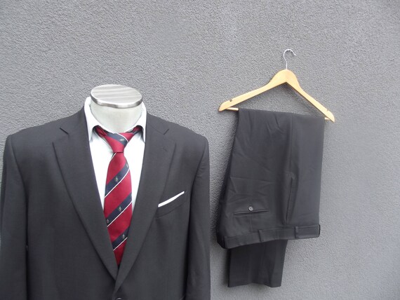 46 Brooks t Brooks 46 Brothers costume / Brooks Brothers Mens deux pièce costume 46 XL / Mens costume haut 46 / doublure Bemberg Long / Full 46 / dbbd54 46 Brooks t Brooks 46 Brothers costume / Brooks Brothers Mens deux pièce costume 46 XL / Mens costume haut 46 / doublure Bemberg Long / Full 46 / dbbd54