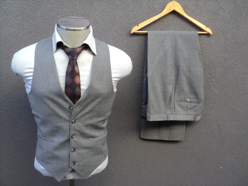 1960s Pinstripe Suit Three Piece Suit Jacket Vest /& Pants 60s Vintage Striped 3 Piece Suit 36 Small Union Made In Canada Gray Suit