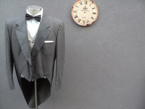 Vintage PIERRE CARDIN Tuxedo Tailcoat Jacket, Cuta