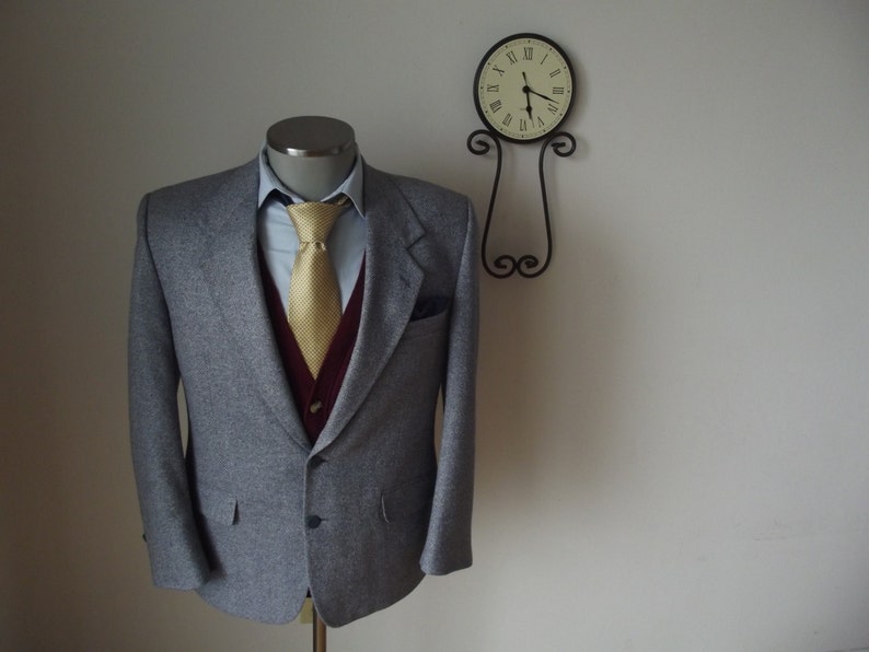 1980s Gardiner Tweed Suit Jacket Vintage Gray and Powder Blue Herringbone Blazer Sport Coat Size 40 Medium Med M