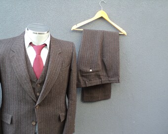 Costume à rayures vintage, Costume trois pièces pour hommes, Costume 3 pièces marron vintage des années 80 Taille 38 Short, Costume en laine, Union Made In Canada VTG