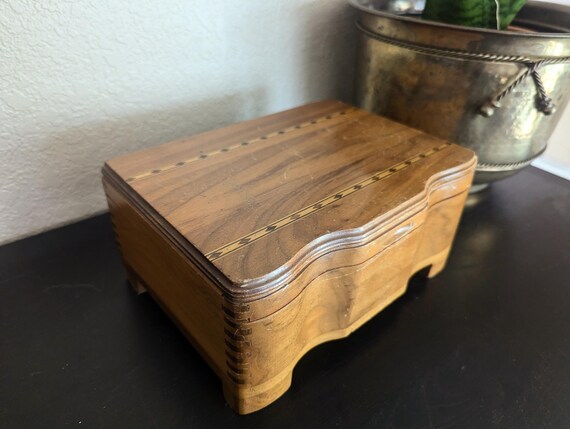 Vintage Inlaid Wooden Jewelry Box with Dovetail J… - image 10