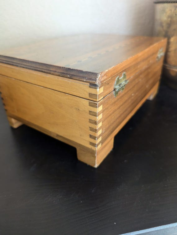 Vintage Inlaid Wooden Jewelry Box with Dovetail J… - image 8