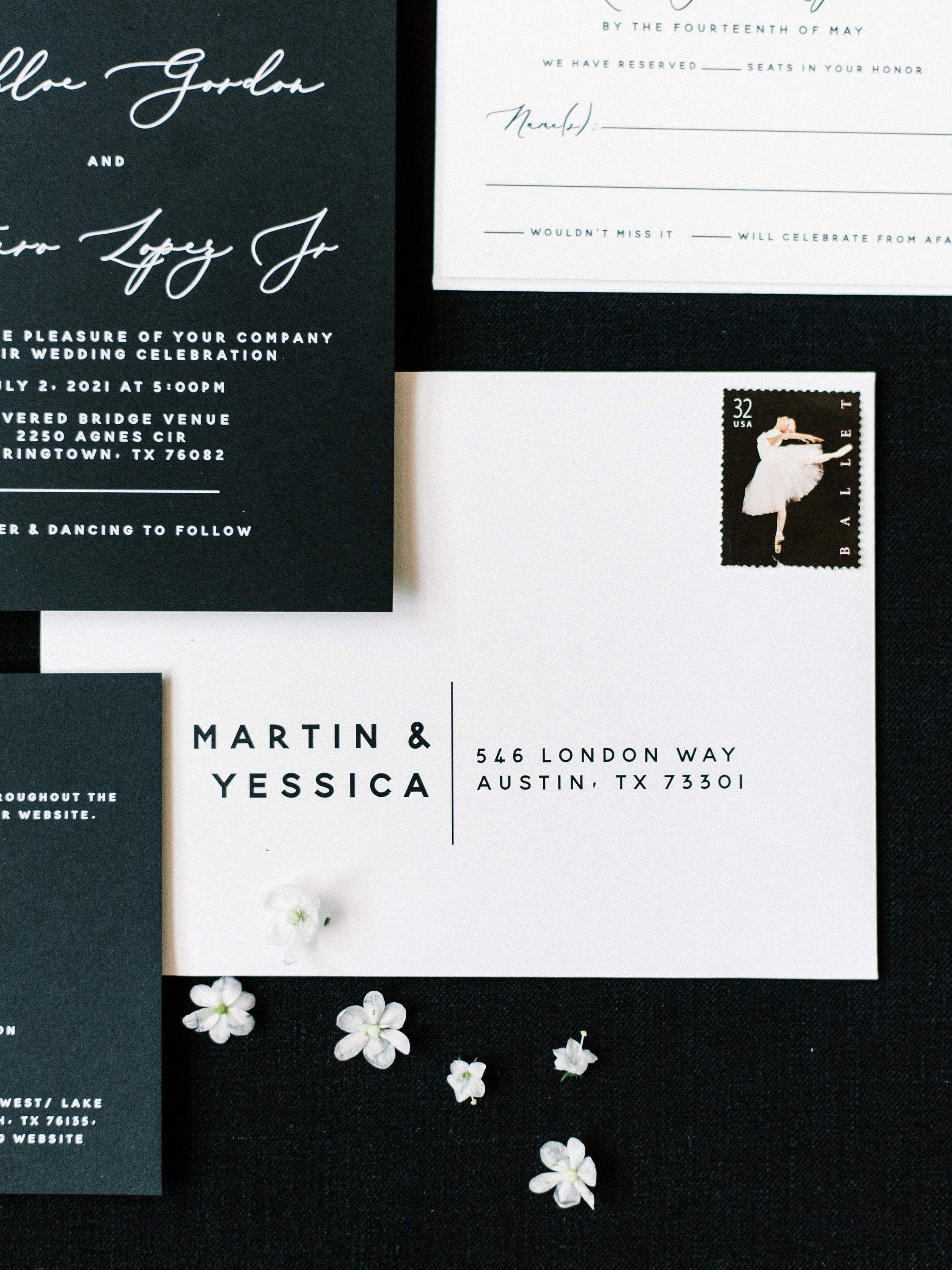 Just Print Black And White Dots Blank Invitations With Envelopes