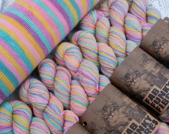 SELF-STRIPING ! - Sweet Treats  -