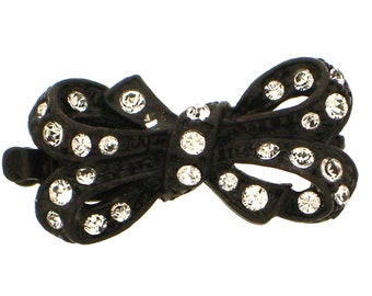 Claspgarten One-Strand Bow-Shaped Box Clasp in Black Copper Finish with Crystals, 22x11mm