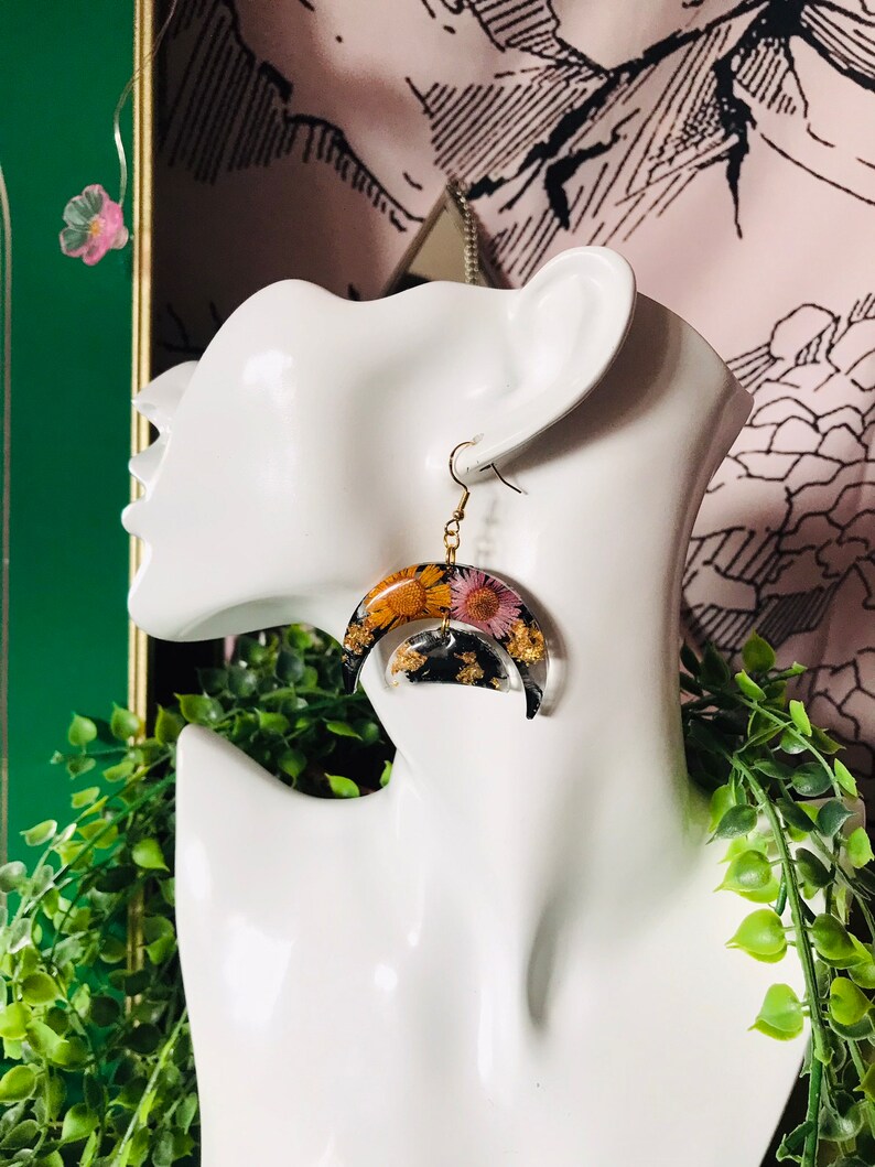 Resin Floral Earrings, Flower Earrings, Spring Earrings, Colorful Earrings, Floral Jewelry, Flower Jewelry, Dried Flowers, Witch Earrings image 5