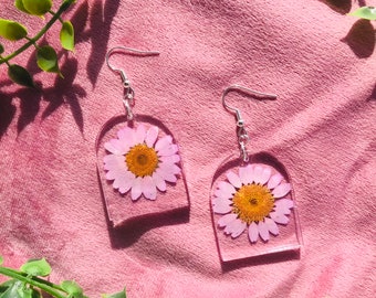 Resin Floral Earrings, Flower Earrings, Spring Earrings, Colorful Earrings, Floral Jewelry, Flower Jewelry, Dried Flowers, Oval Earrings