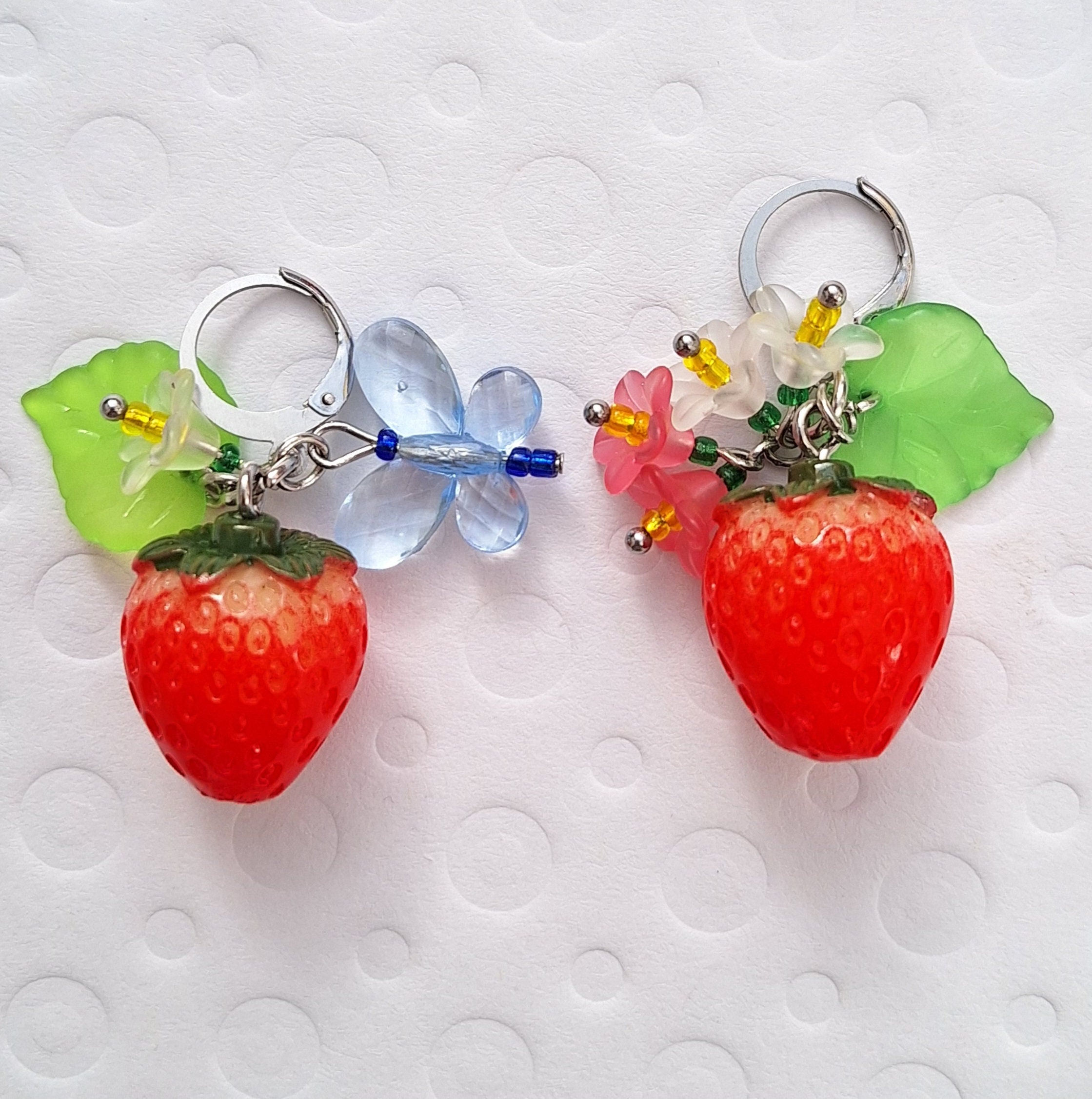 Aardbeien-oorbellen voor dames, acryl oorbellen, aardbeien, schattig, voor meisjes, oorbellen met rode aardbeien, hypoallergeen, 3D-oorbellen, tropische aardbeien, NO, nee, nee